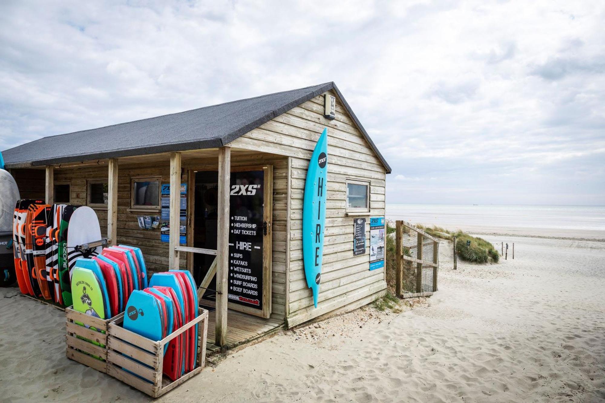 Absolute Beachfront With Decked Garden Oasis And Views Bognor Regis Luaran gambar